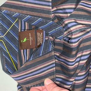 Men’s tailorbyrd button down dress shirt size large